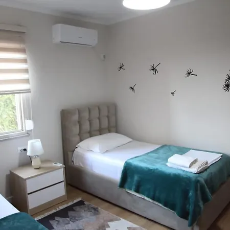 Ges'house טיראנה